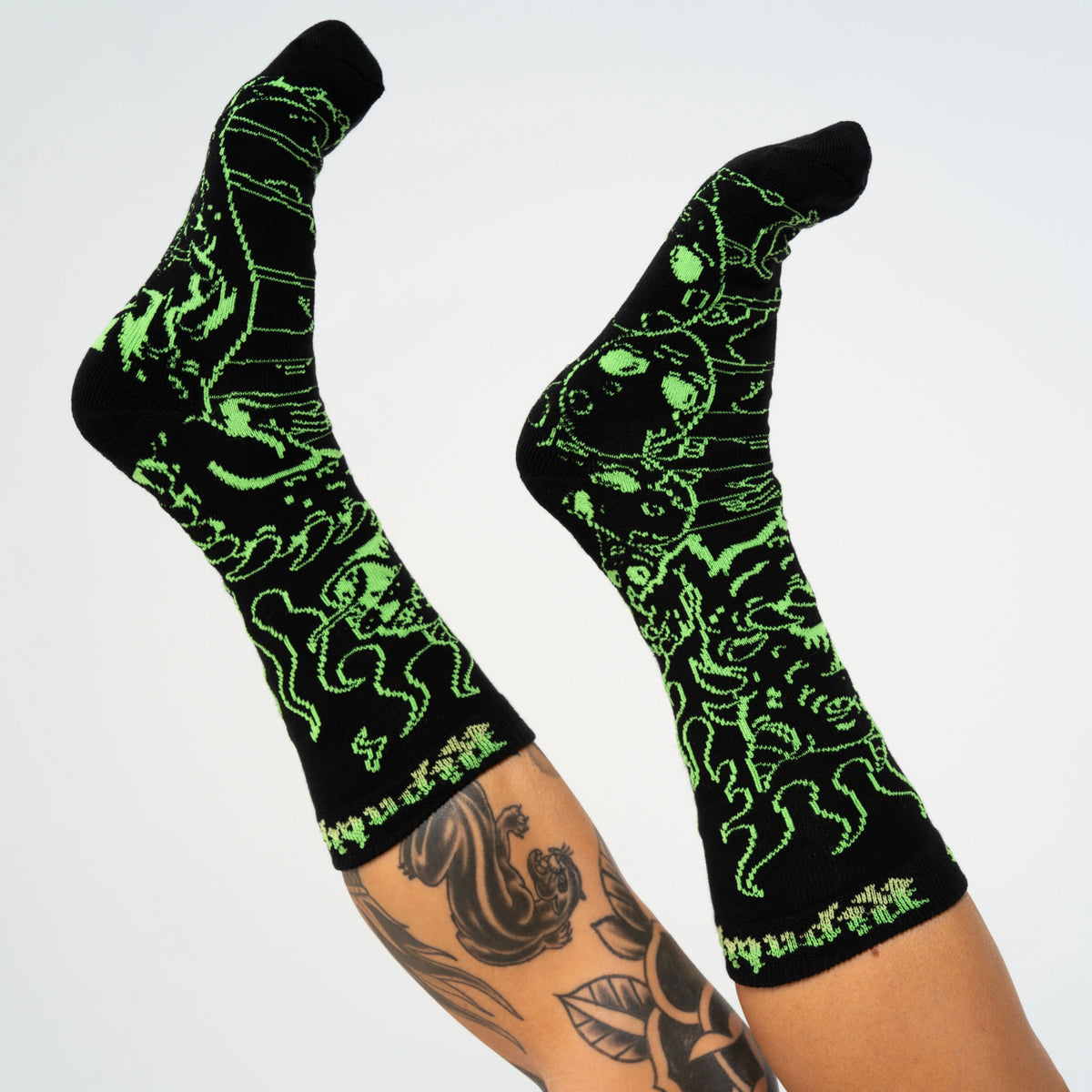 HORNTAIL SOCKS ( BLACK ) - RIPNDIP