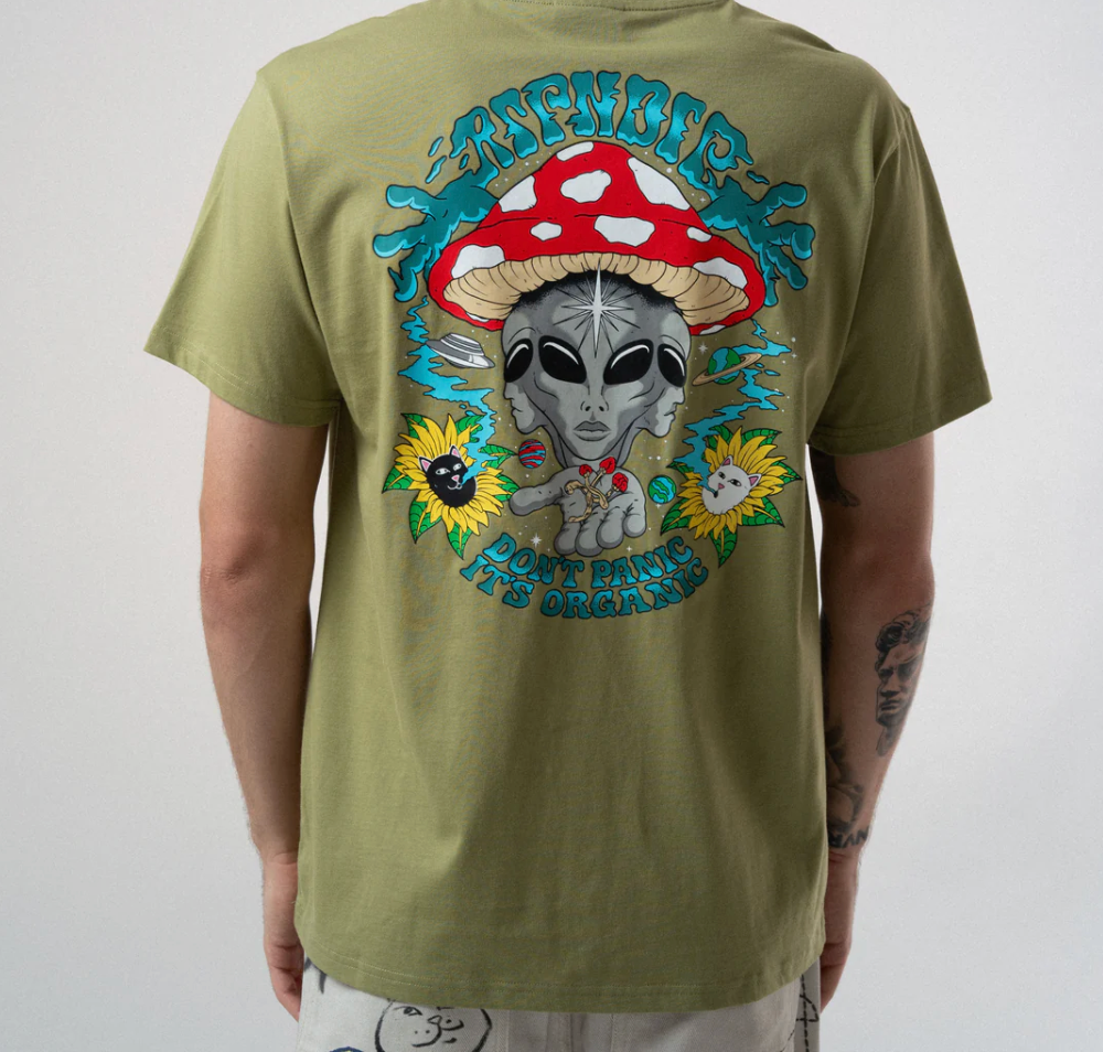DON`T PANIC TEE